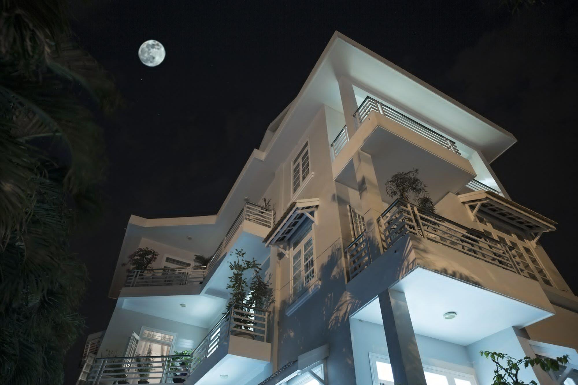 The Moon Villa Hoi An Bagian luar foto