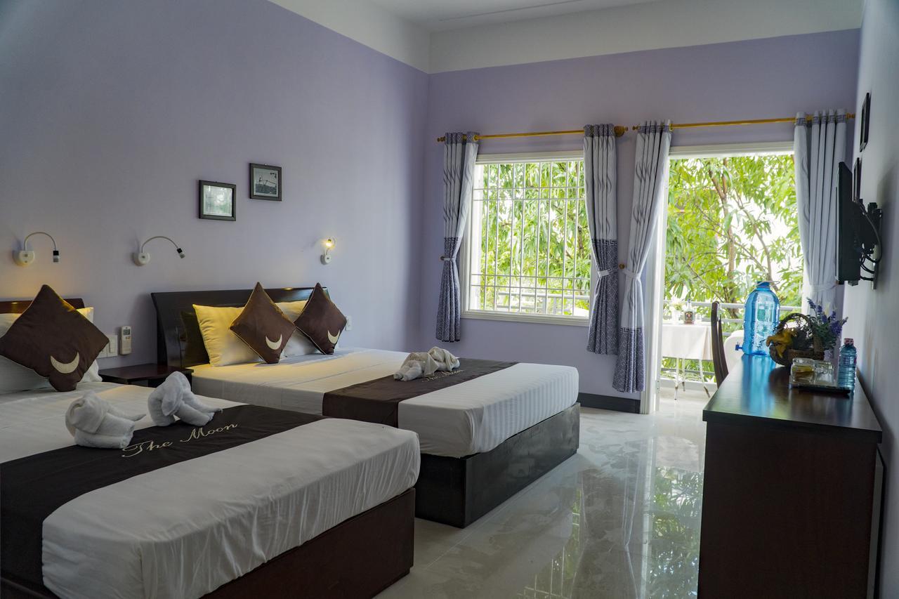 The Moon Villa Hoi An Bagian luar foto