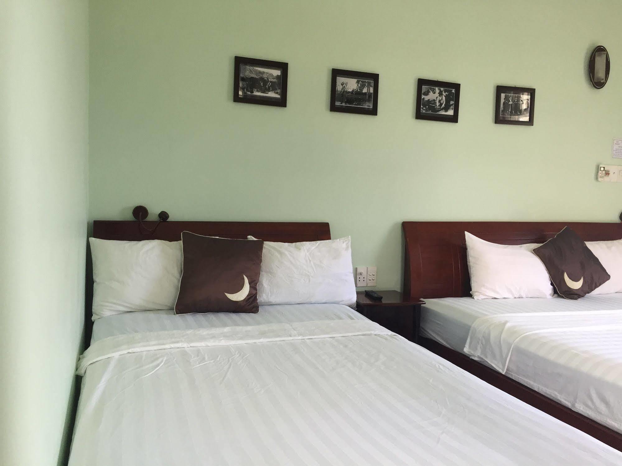 The Moon Villa Hoi An Bagian luar foto